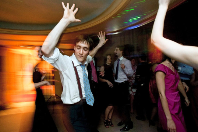 © Nicolas Gornas photographe mariage Bordeaux Paris : photos pendant la soirée, dancefloor